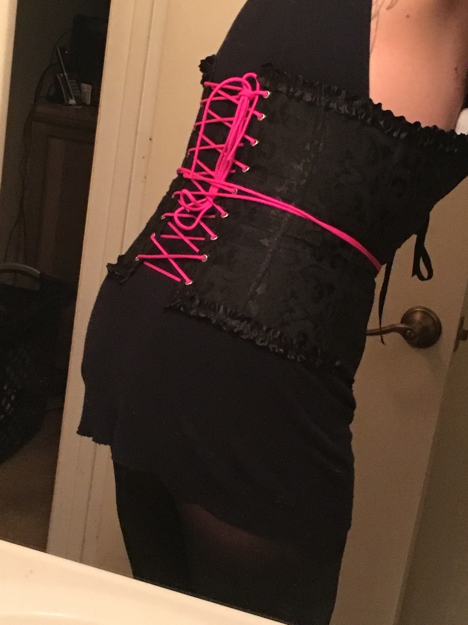 Feeling super sissy and submissive   I so need some dick so I can suck out the cum