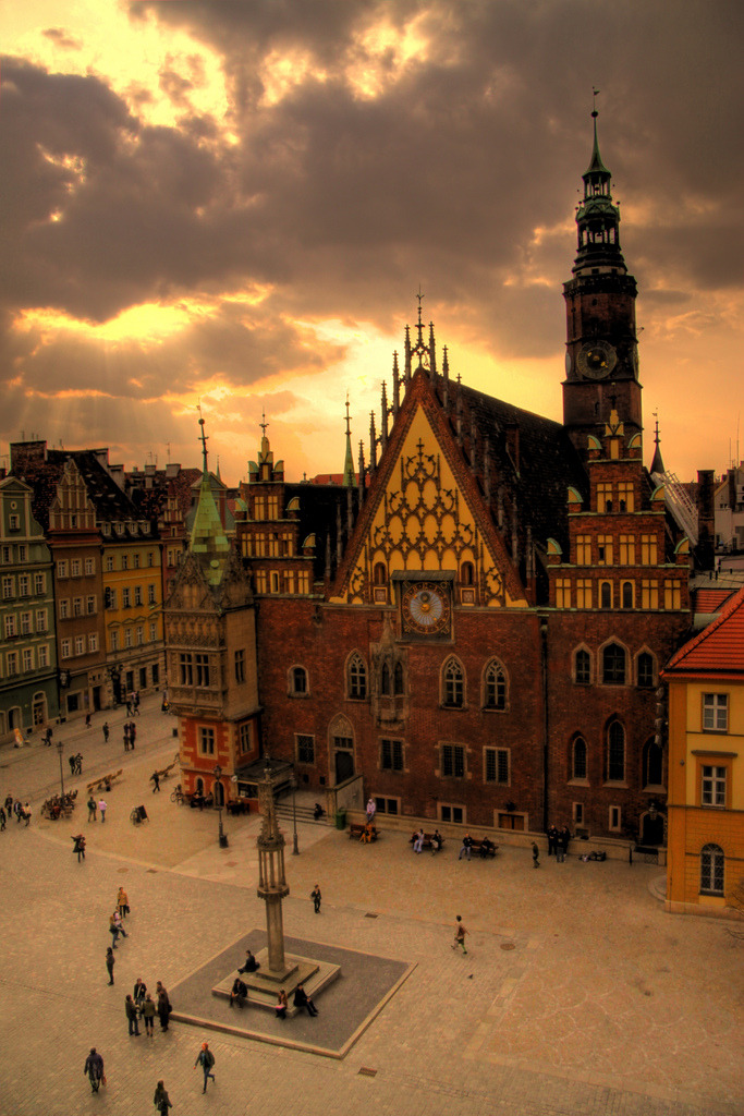allthingseurope:  Wroclaw, Poland (by Dominik Minkus)