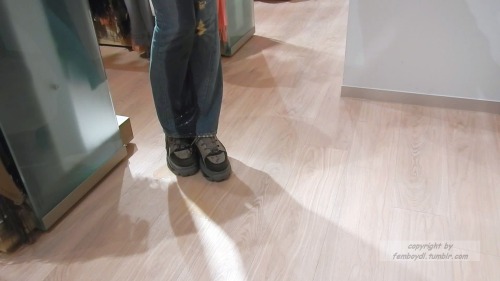 femboydl:wetting true religion jeans in public leaving the store- it was a brave and risky session…   - more awesome pictures->http://femboydl.tumblr.com/archive  Buffs!!!!!!!!!