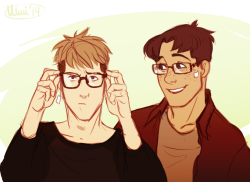 kimiooon:  dorks trying glasses (◡ ‿