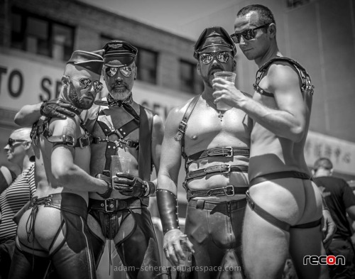 reconfetish: Here are some of the amazing photos from Folsom Street Fair’s nasty younger broth