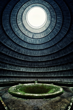 r2–d2:  Cooling Tower by (ill-padrino)