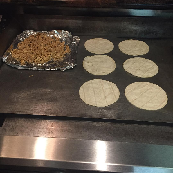 womens-sports:   Serena Williams + her love of tacos  Bonus +  