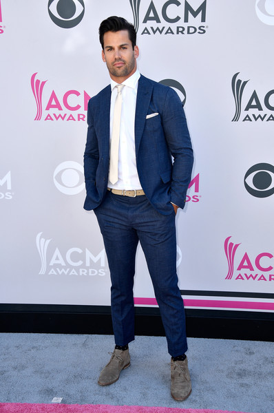 ericandjessienews:  NFL player Eric Decker and singer Jessie James Decker attend the 52nd Academy Of Country Music Awards at Toshiba Plaza on April 2, 2017 in Las Vegas, Nevada.