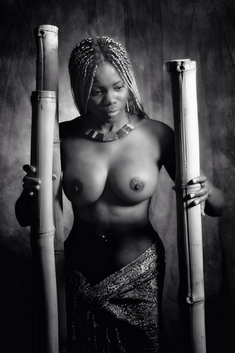 kemetic-dreams:  ENDING STERETYPES ON AFRICAN CULTURE! NUDITY1. NUDITY WAS NOT EVIL