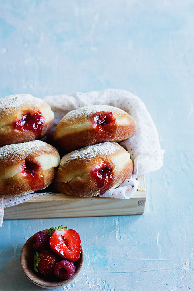 sweetoothgirl:  PB AND J DONUTS  
