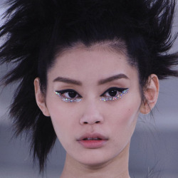 versacegods:  Ming Xi @ Chanel Spring 2014 Couture