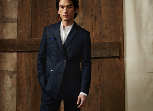 MARCH - LOOK 9

 GRANT DB LINEN BLAZER, GRANT LINEN SUIT TROUSER, SLIM-FIT BC SOLID LINEN SHIRT