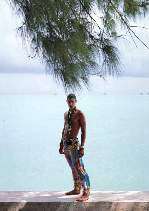 ohyeahpop: Versace 1993 Men’s Collection, South Beach Stories, Photos by Doug Ordway, Miami 1992