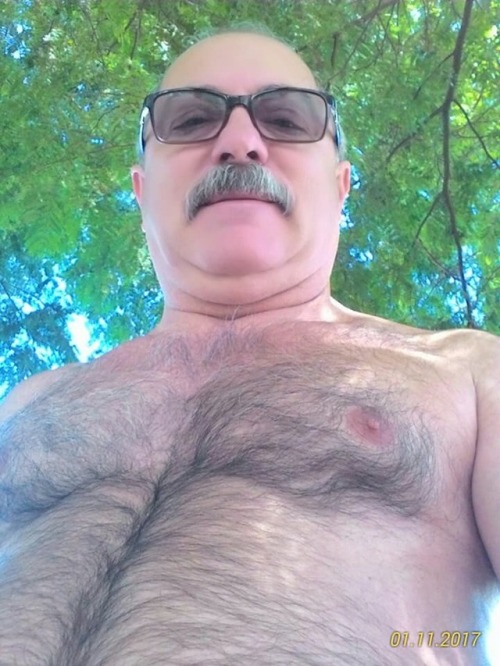 alimshaikh123: mature-mens-blog: mpmoche: silverbadbear: cosas-que-me-gustan-osi-2: arthurplesi: meu