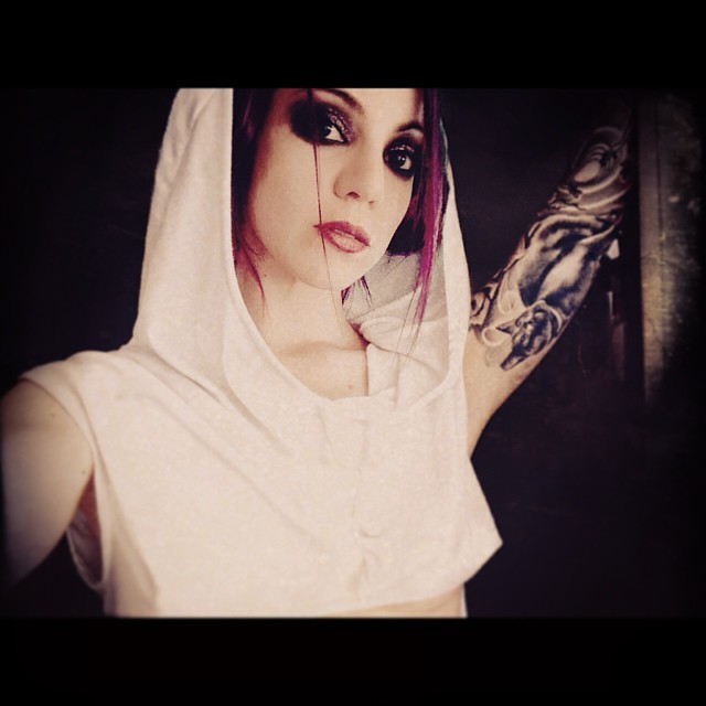 antigone suicide