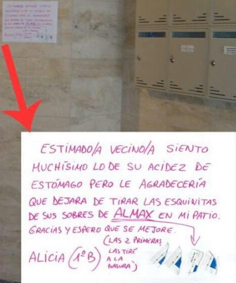 bauldelfriki:  quevidamastriste:  Visto en Diestroysiniestro  Cosas de vecinos.