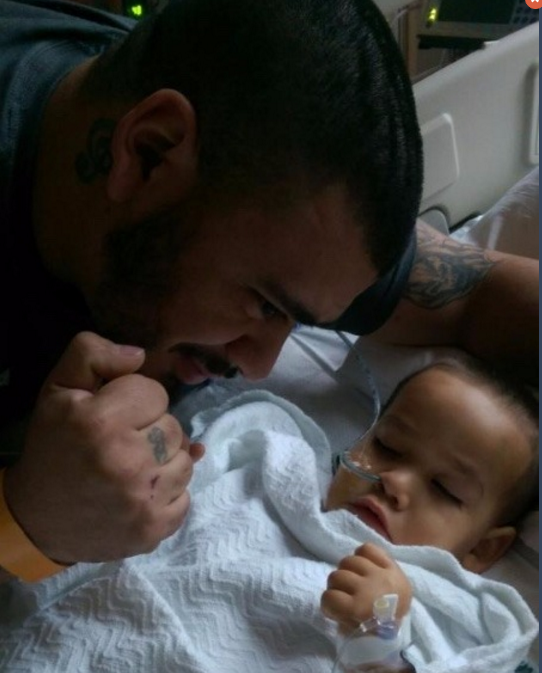 aztecheaux:  My little nephew Javi was in an accident this weekend causing a glass