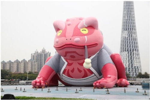 tocifer: juridp: kotakucom: This huge, two-ton Gamabunta balloon popped up in Guangzhou, China earli