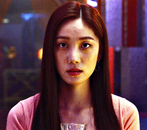 dramastream — Han Jae Yi as Kim Chun Ae Netflix's MASK GIRL 마스크걸