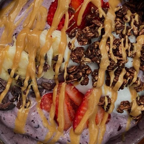 4 INGREDIENT SMOOTHIE BOWL