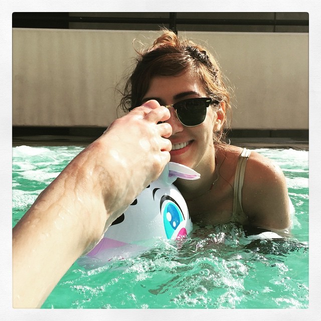 tfw you tryna take a cute photo with your floaty zebra but @timeismeow insists on