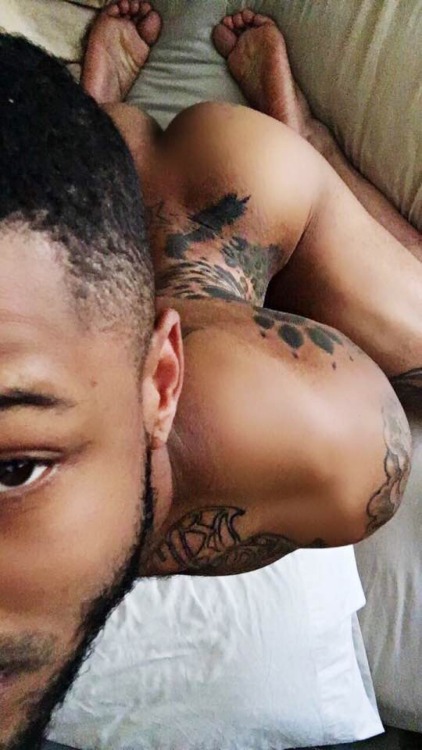 luvphattazz:  I wanna fuck something….
