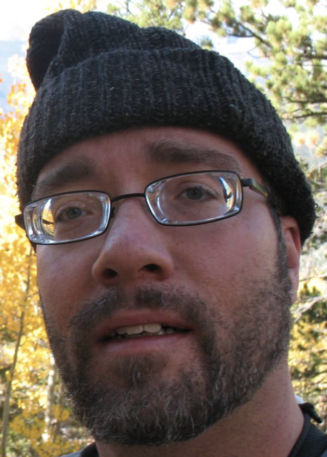 MENS WITH THICK GLASSES — allguyglasses: With to Without? Hahahahahaha People With Thick Glasses