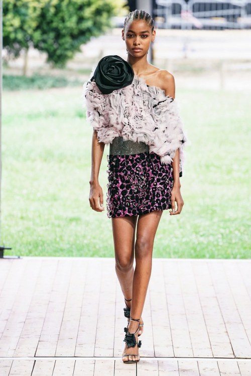 Runway - Fall 2019 Couture - Redemption____Arthur and Puff are everywhere …Facebook  | &