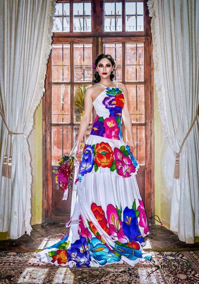 cazadordementes:  Moda Artesanal Mexicana. ☺