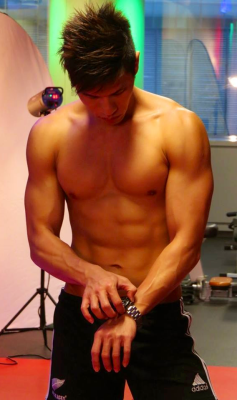 asianmusclefetish:  Original post: http://asianmusclefetish.tumblr.com