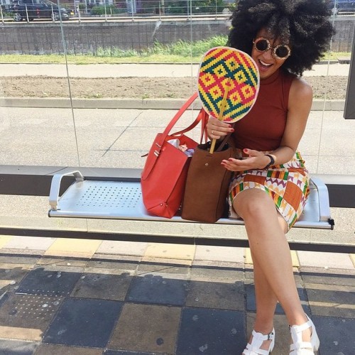 hi-imcurrentlyobsessed:  ✨ @anna_akyere✨ #hiimcurrentlyobsessed #teamnatural #naturalflyness  #curlbox #naturalhair #frofashion