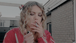 graceburgess: i didn’t eat for three days so i could be lovely.