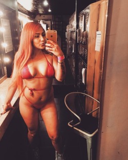 stripper-locker-room:  https://www.instagram.com/dontdoitpersia/