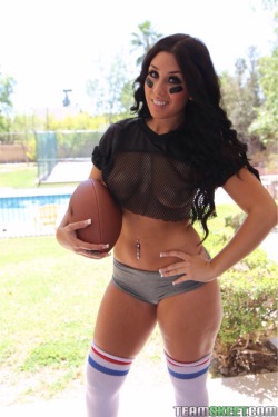 perfectlatinas:  Perfectlatinas