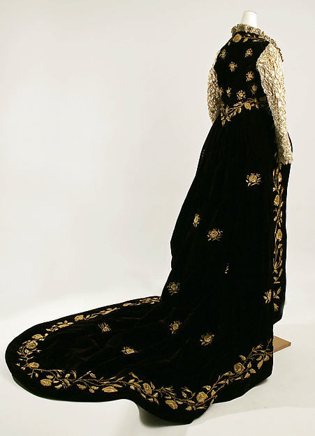 ephemeral-elegance:Fancy Dress Costume, ca. 1890-1909via The MetActually, I imagine the fashion in G