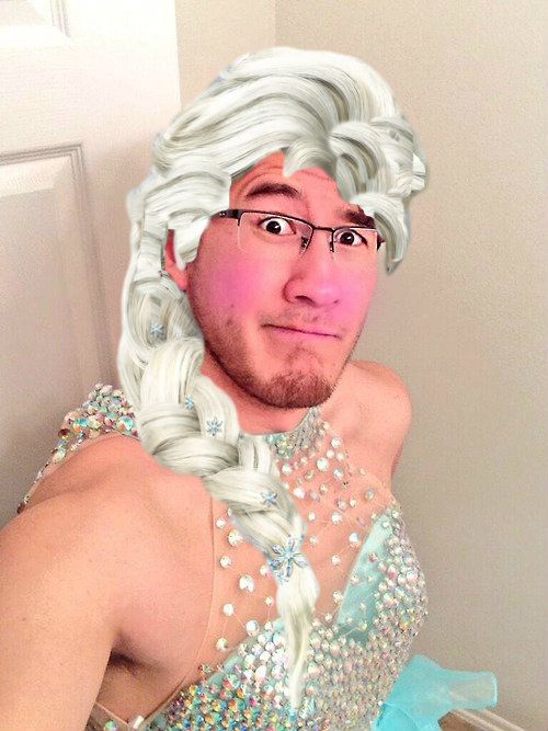 the-nope-train:  It was Queen Elsa all along.  porn pictures