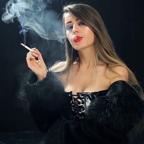 RaunchySmokingFetish adult photos