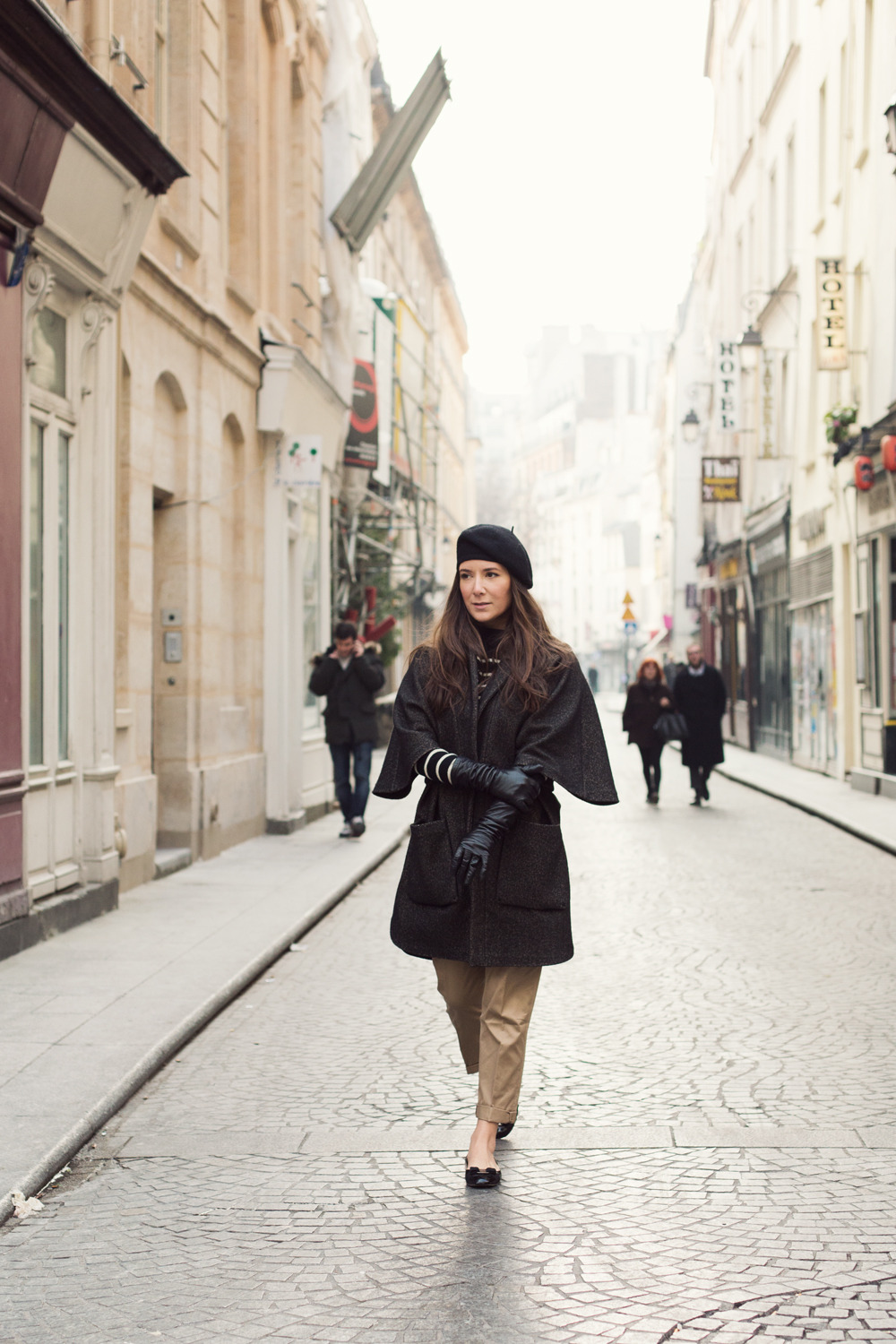 cold-hearted-snake:  annstreetstudio:  A Parisian getaway for quiet reflection on
