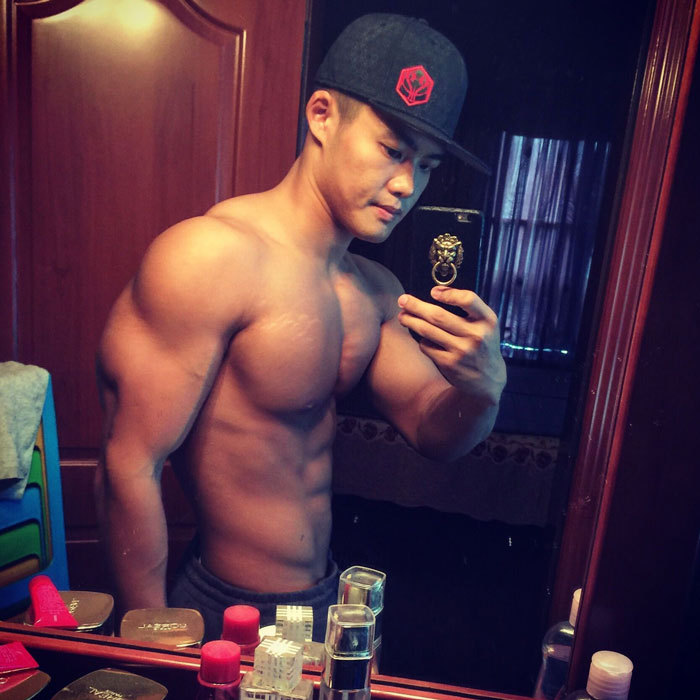 Viva!Asian hunks!