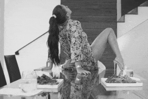 wanderlustbeachykindagirl1:dinner is ready&hellip;hehe 💜👣🐺