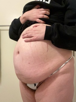 stuffedprincess:💕 heavier every day 💕 porn pictures
