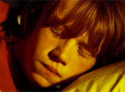 trnzlore:  Rupert Grint in every Harry Potter movie.  emma watson [x] daniel radcliffe