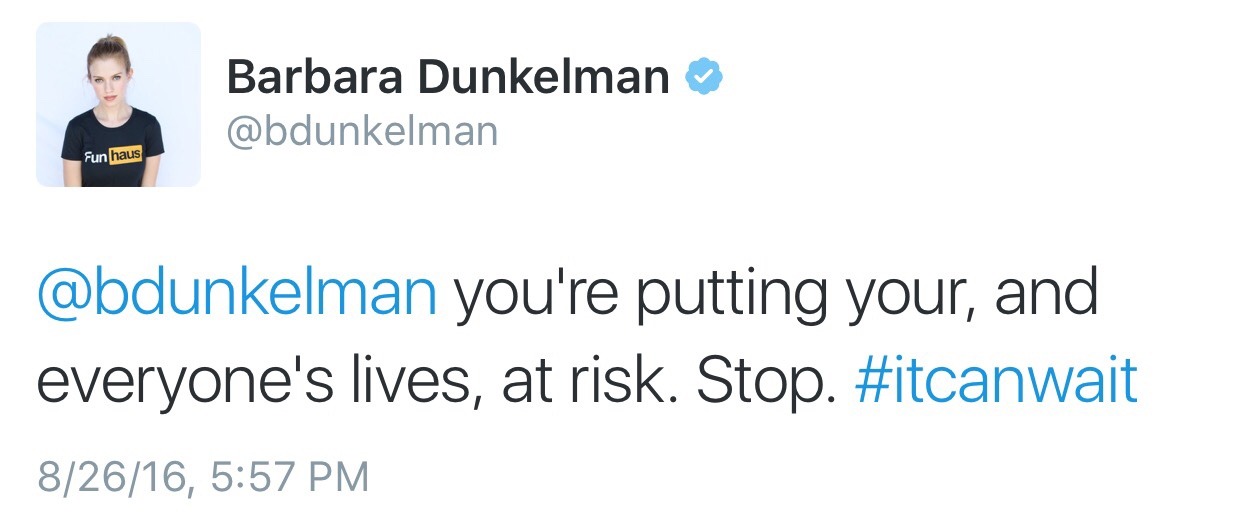 awkward-lee:  #itcanwait 