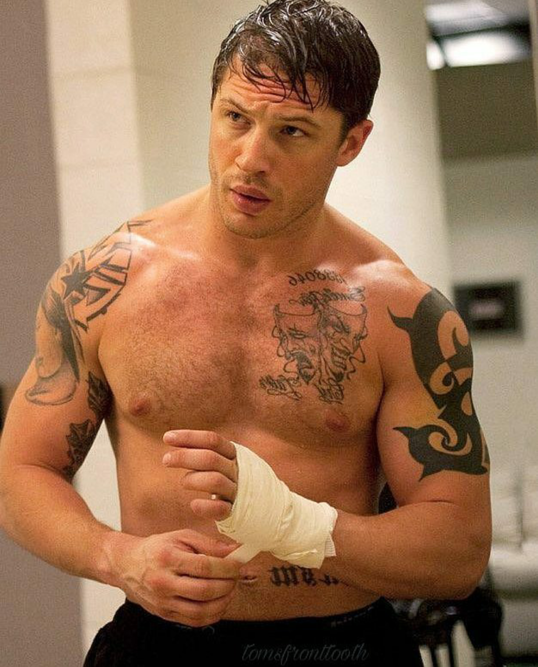 How Did Tom Hardy Get Big Traps Huge Traps Tom Hardy