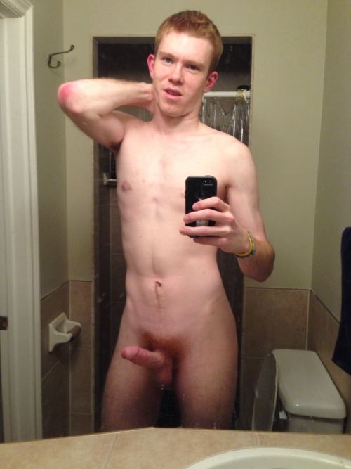 yerpig:  micky-wicky:  Saggerguy he wants adult photos