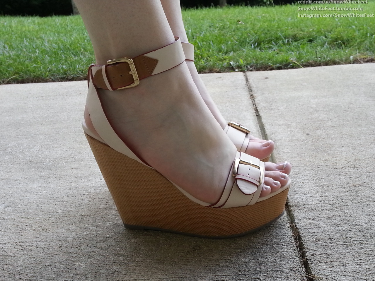 A compilation of my wifes (and others) cute feet