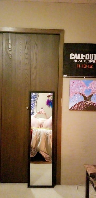 twilightsparklet: Share my new fishnet outfit. Reblog me if you think I am hot. You may end up with 