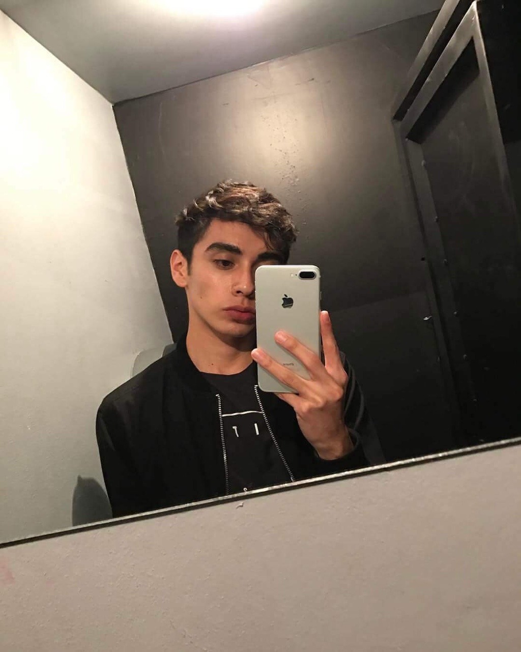 elgoberhardvard:  Gay boy from Mexico City