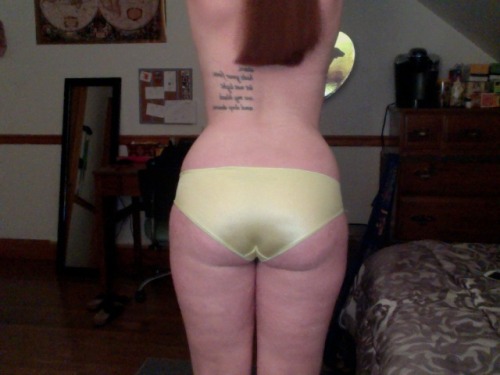 shakespeareancacti:  I am loving the fact that I can sleep in any state of undress I want to. 
