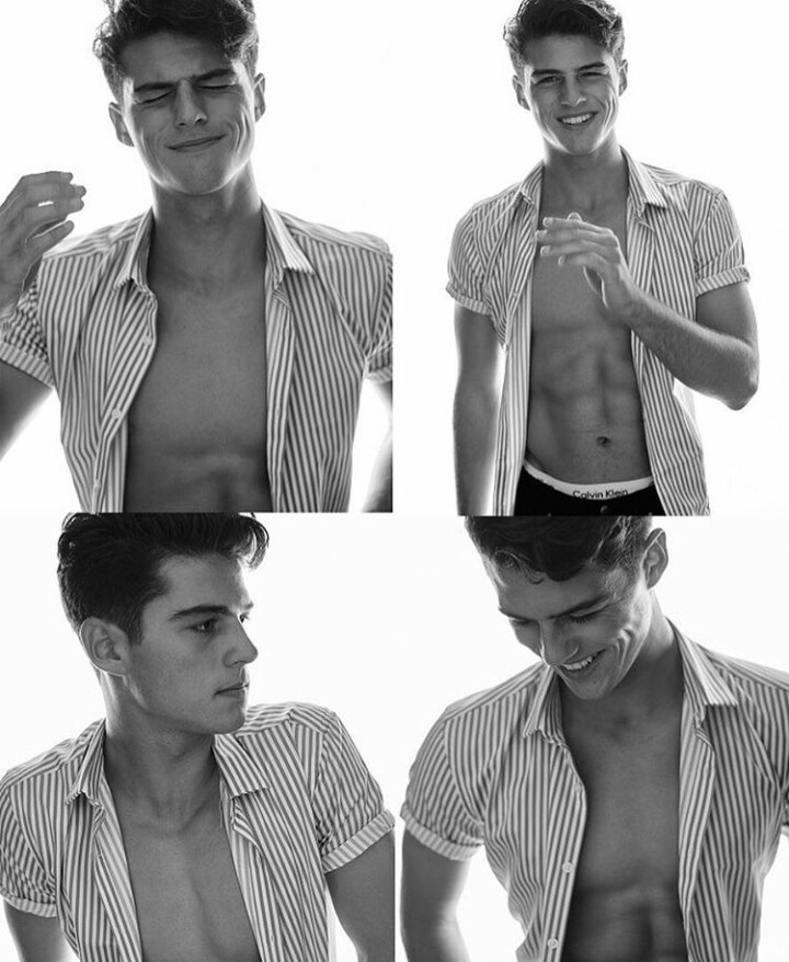 🐧 You Must Be Gay+ To View This Blog*