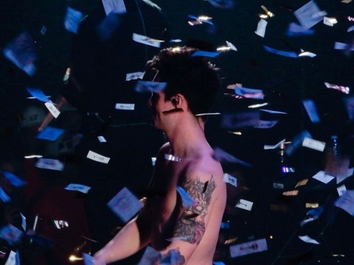 brendonuriesource:January 25 || Panic! At The Bridgestone Arena |erinslanier