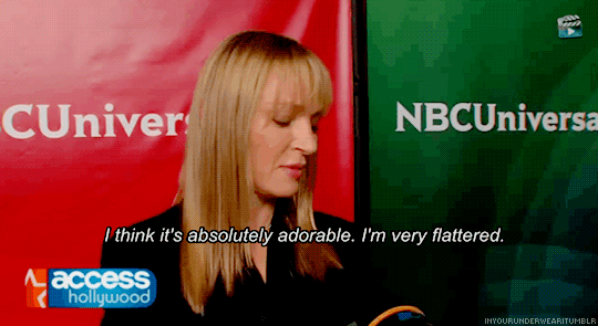 inyourunderwear-blog: Access Hollywood shows Fall Out Boy a clip of Uma Thurman talking