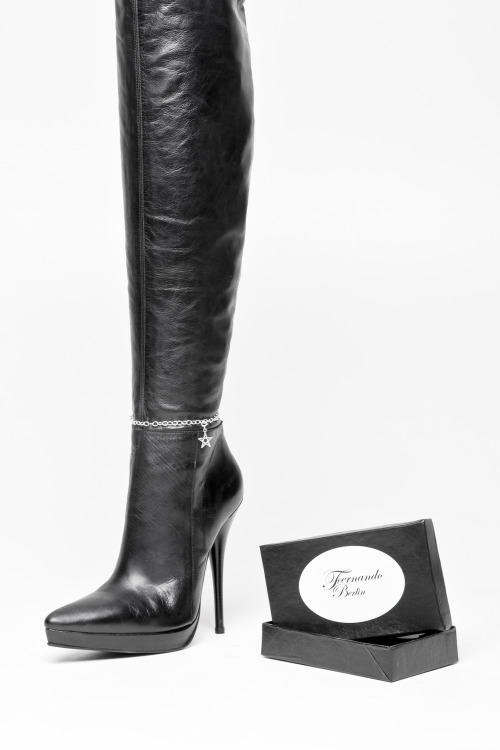 fernandoberlin: boot chain, boot jewlery, anklet