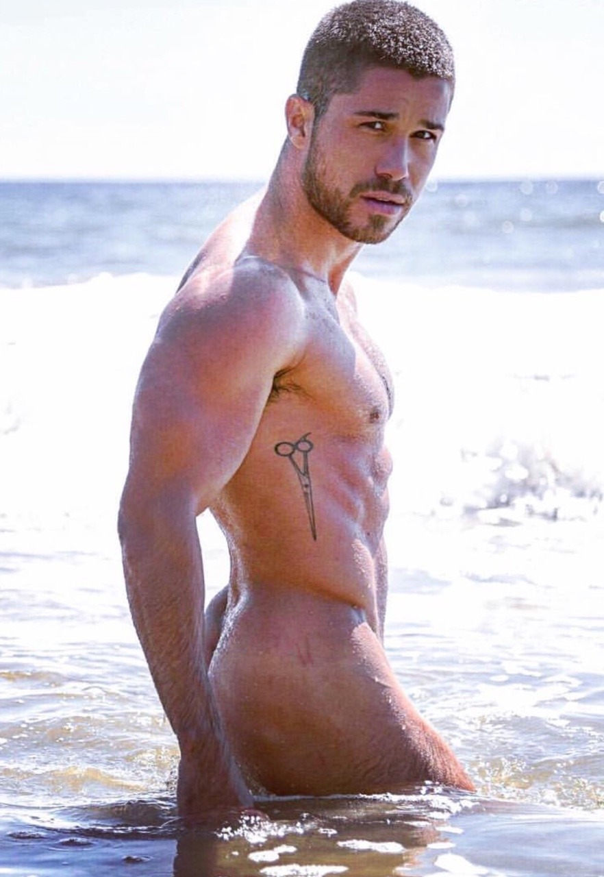 celebritybodybuge:  Cheyenne Parker Fire Island 🌴